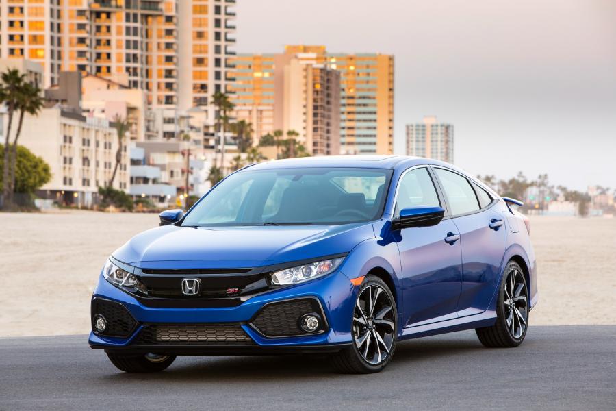  Honda Civic Si Sedan 2017 года  (NA) (фото 19 из 48)